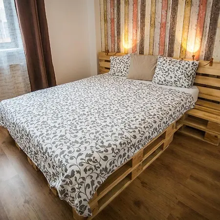 Old Town Modern By Kovee * Братислава