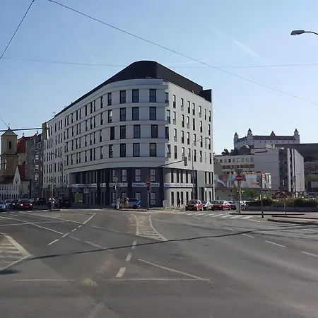 Lejlighed Old Town Modern By Kovee Bratislava